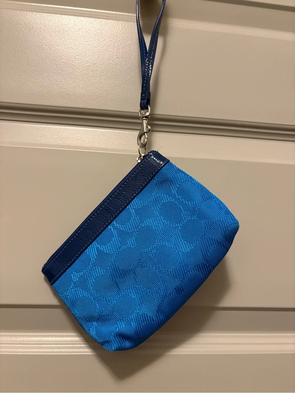 Coach electric hardware wristlet